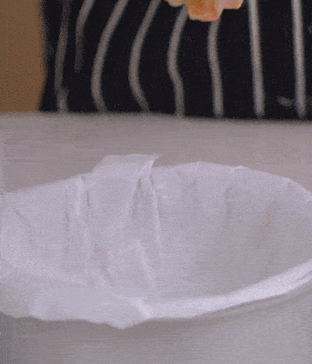 放到容器中，30-36攝氏度的地方發(fā)酵2次。